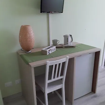 Tra Menta E Meliga Konukevi